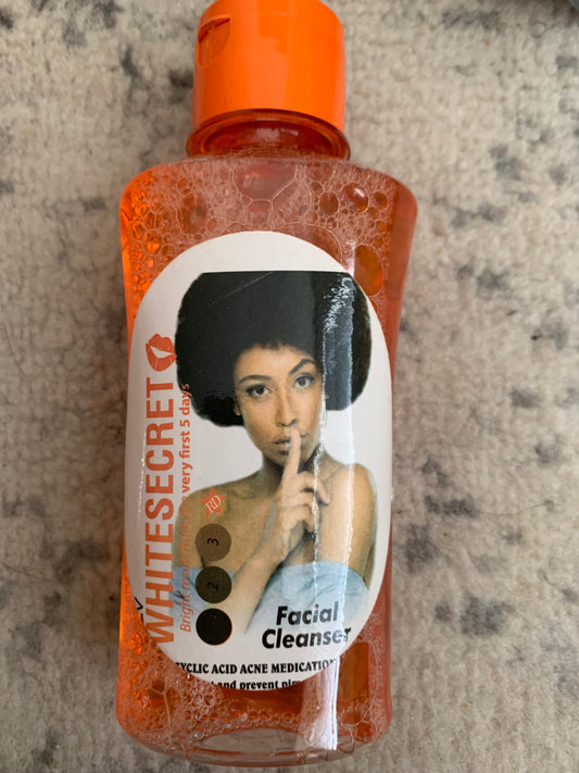 White Secret lightening FACIAL CLEANSER
