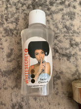 White Secret lightening FACIAL CLEANSER