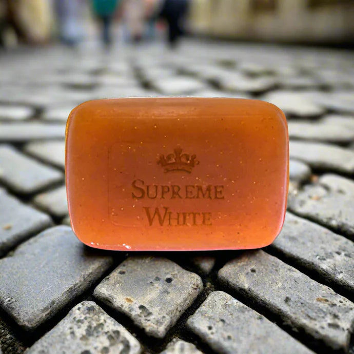 Supreme White Intense Exclusive Extensive Soap