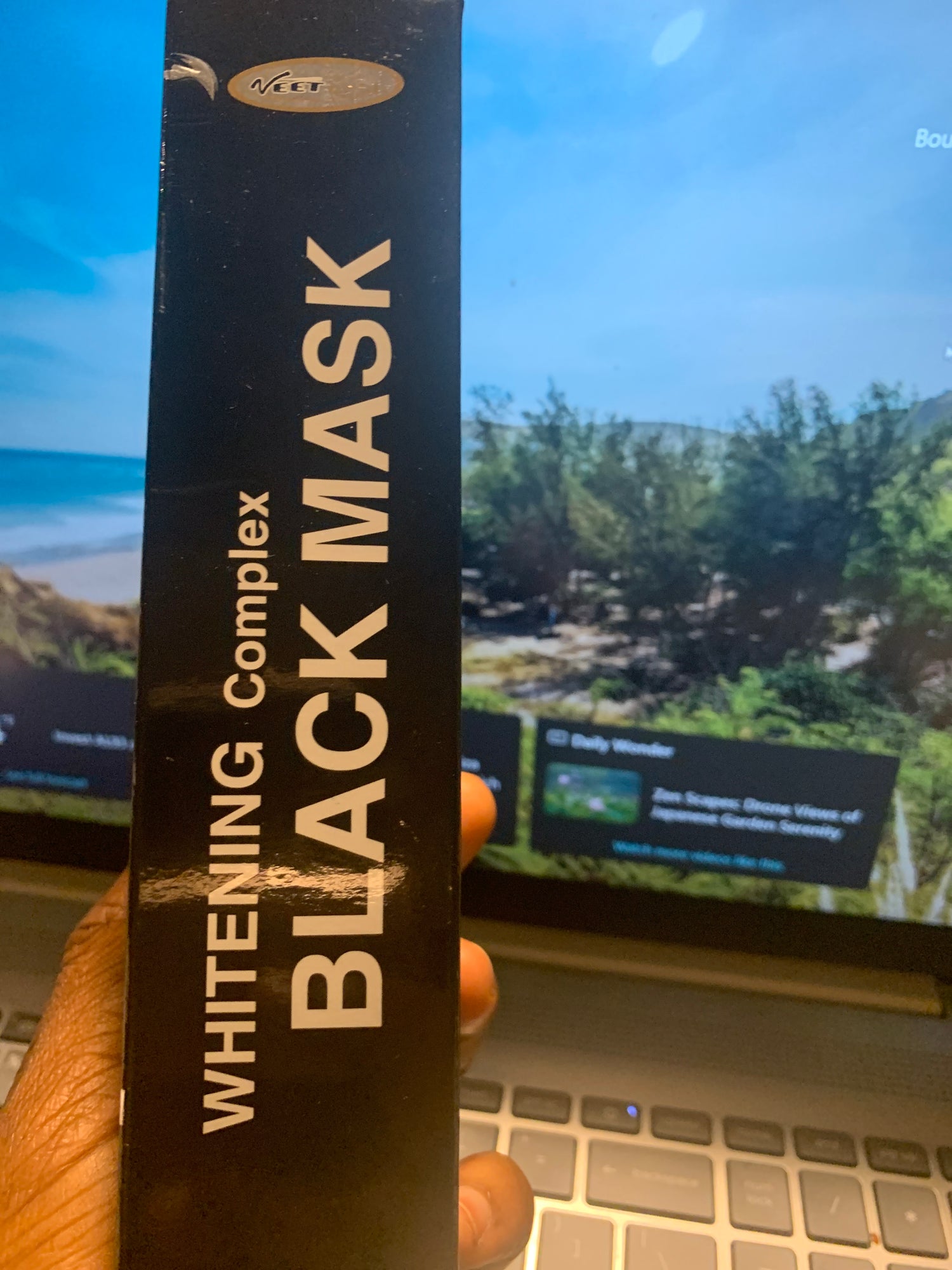 Veetgold 3D FACIAL Black Mask whitening complex