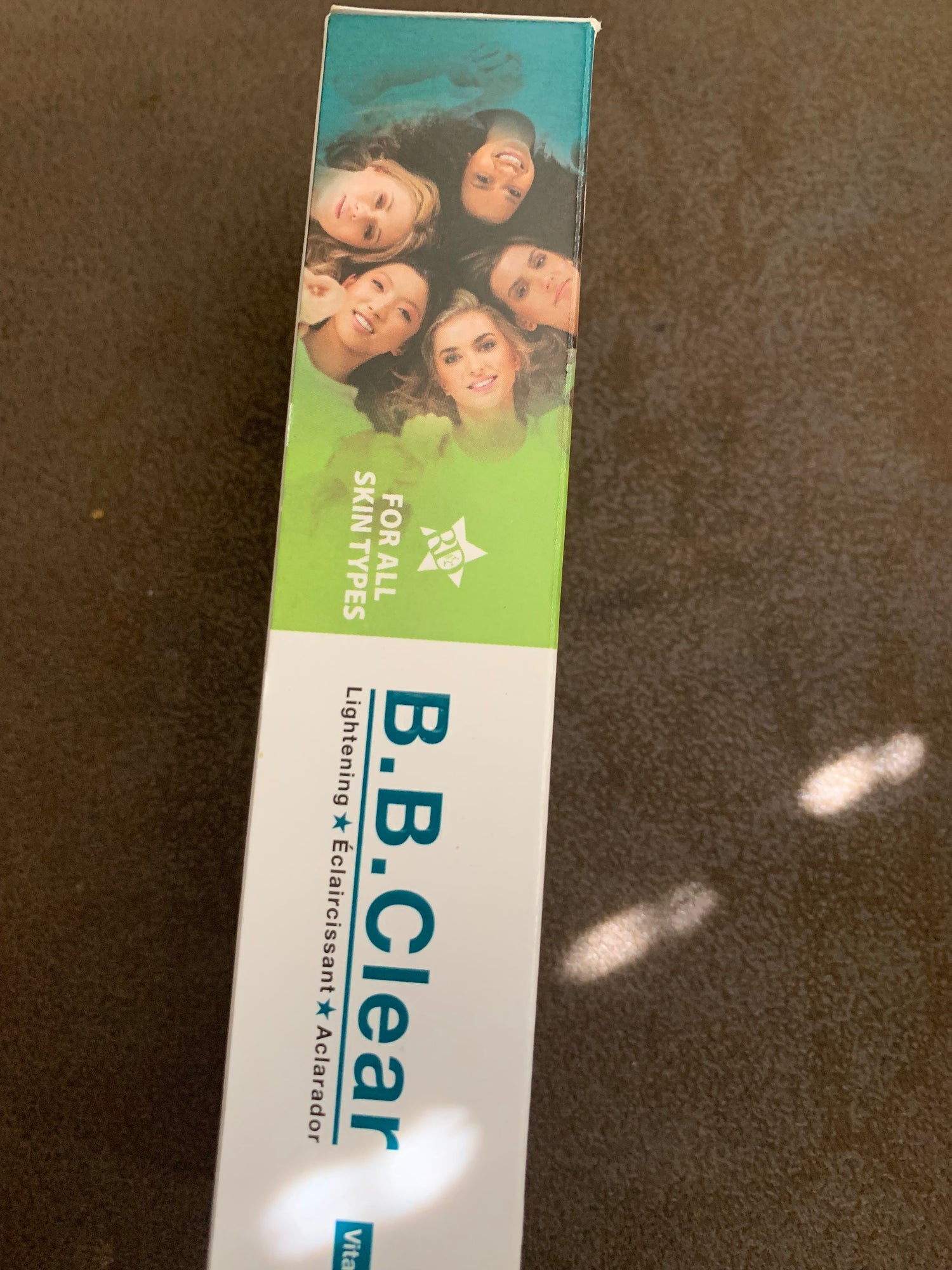 BB clear Dark Spot Corrector cream. Fast Action with Vitamins C&amp;E (Face, Knees, Neck, Elbows)