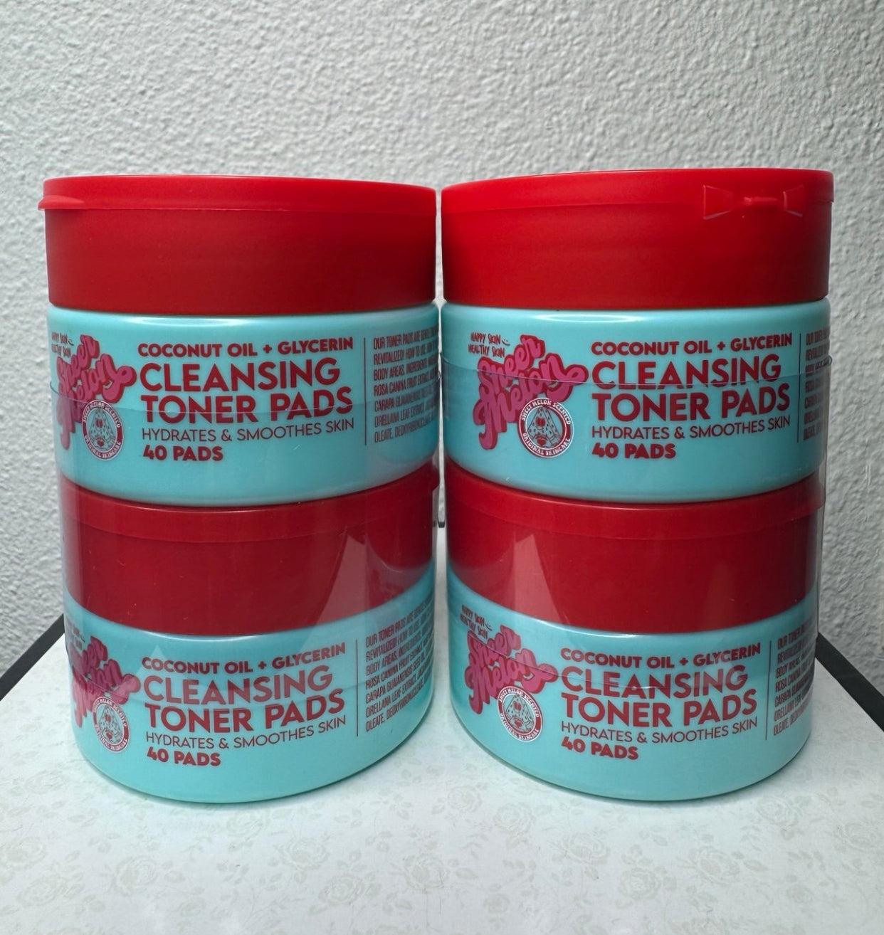 Unified skin cleansing pad for bright skin